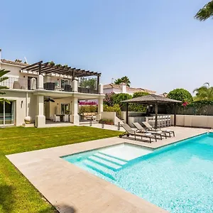 Villa New Zacaluca Pool Sauna & Gym - Happy, Marbella